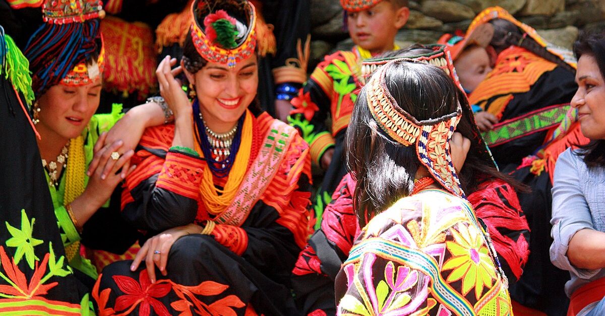 Experience Pakistan’s Beauty Through Its Seasonal Festivals