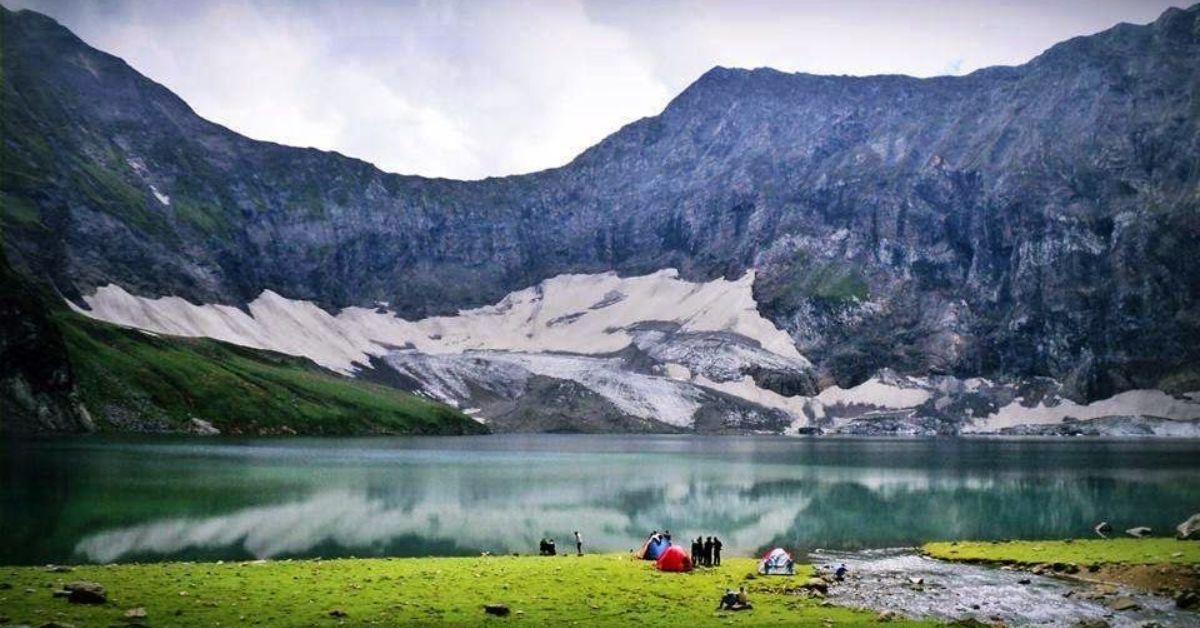 Explore the Natural Wonders of Pakistan